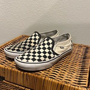 Checkered Low Top Slip On Vans WM 8
